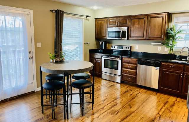 2590 S Flat Rock Road - 2590 South Flat Rock Road, Bloomington, IN 47403