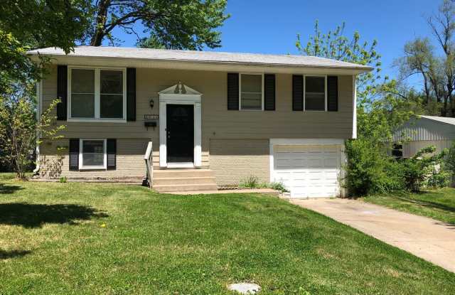 8634 E 96th PL - 8634 East 96th Place, Kansas City, MO 64134
