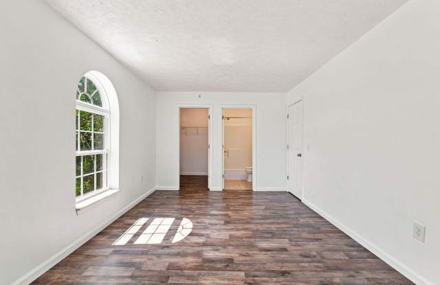 1081 S Broadway Gallery 3
