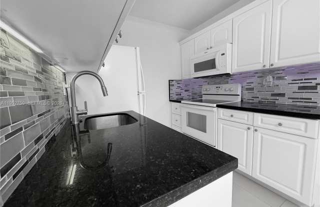 400 Minorca Ave photos photos