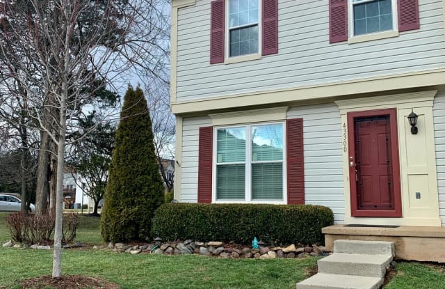 43300 RAILSTOP TERRACE - 43300 Railstop Terrace, Ashburn, VA 20147