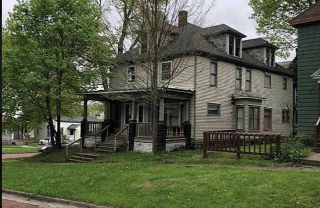 614 Lafayette Street - 1 photos photos