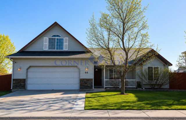 Wonderful Home Next to Nampa's Greenbelt! photos photos