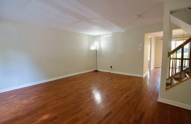 25 Prairie Landing Court Gallery 4