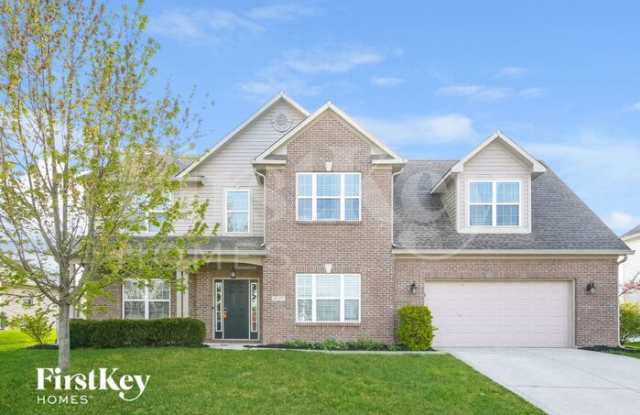 2135 Woodfield Drive - 2135 Woodfield Drive, Greenwood, IN 46143