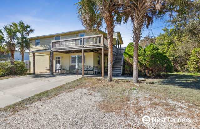 Walk-up Coastal Cottage on 1st Avenue! photos photos