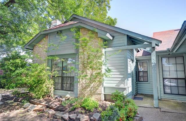 2520 Limestone Drive - 2520 Limestone Drive, Arlington, TX 76014
