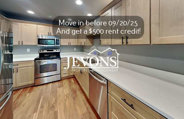 Top-floor 2-level condo with brand-new kitchen and ensuite bath – Utilities and internet included – Minutes from dining, shopping, and entertainment! photos photos