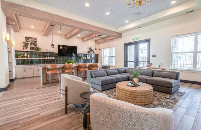 Maverick Modern Apartments Gallery 3