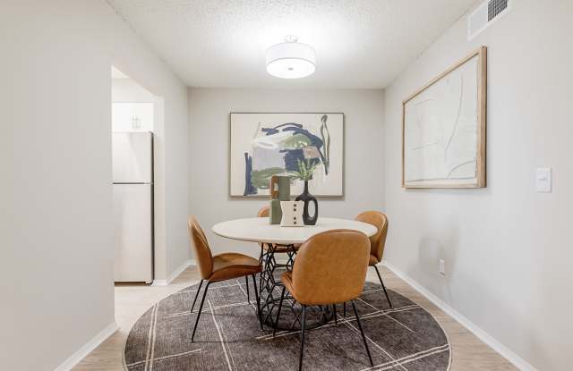 Spring Creek of Edmond Apartments Gallery 3