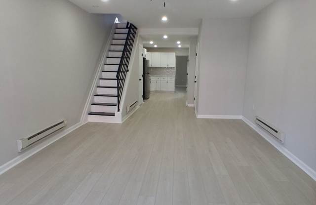 Beautiful Newly Renovated 4 Bedroom Home Now Available in Mantua photos photos