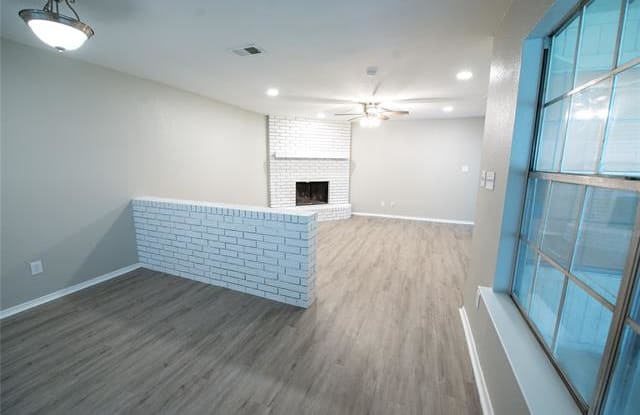 2314 Lindblad Court - 2314 Lindblad Court, Arlington, TX 76016