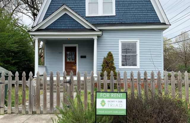 Charming Historical Renovated 3 bedroom 2 bath Colonial home in Dunleath Historic district Greensboro photos photos