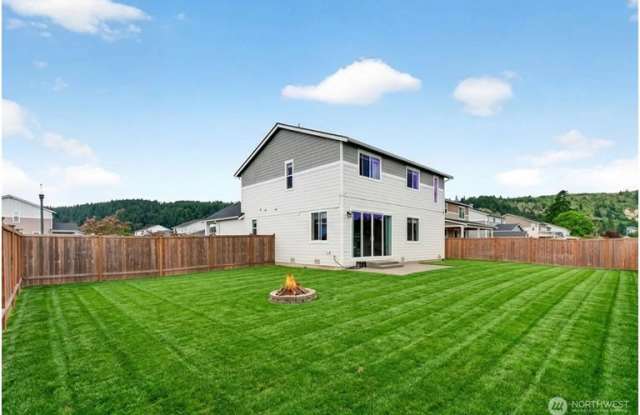 15742 58th Street Court East Gallery 4