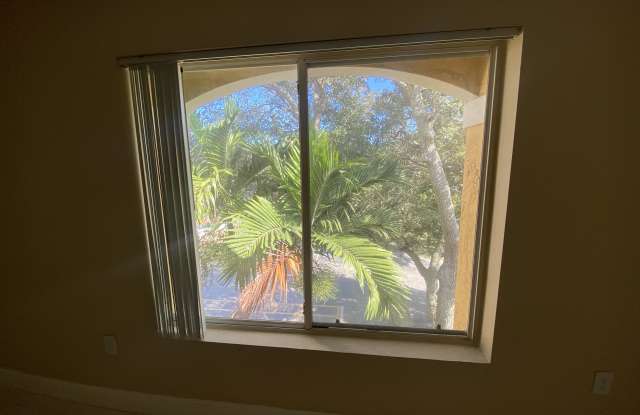 2667 Nw 33rd St photos photos