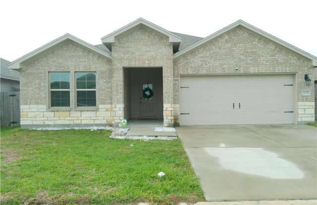 7901 Bullrider Drive - 7901 Bullrider Drive, Corpus Christi, TX 78414
