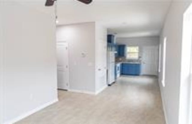 1816 Columbia St - D photos photos