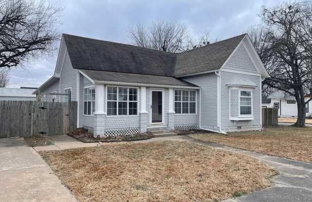 Gorgeous 3 bedroom in the heart of Broken Arrow photos photos