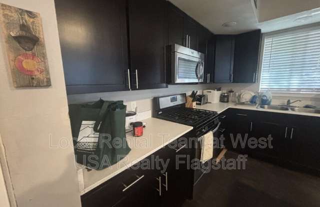 522 S Fountaine St Gallery 3