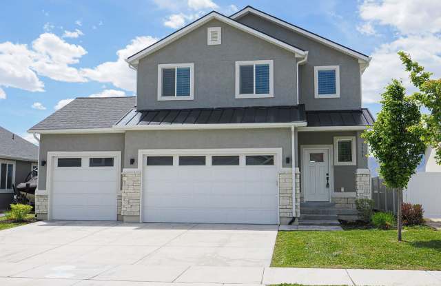 4 Bedroom, 2.5 bathroom Eagle Mountain Home photos photos