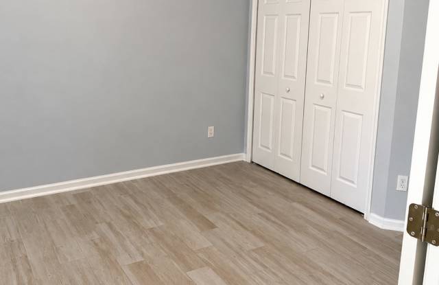 8633 Julia Marie Circle Gallery 2