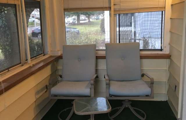 3228 Chesley Avenue Gallery 2