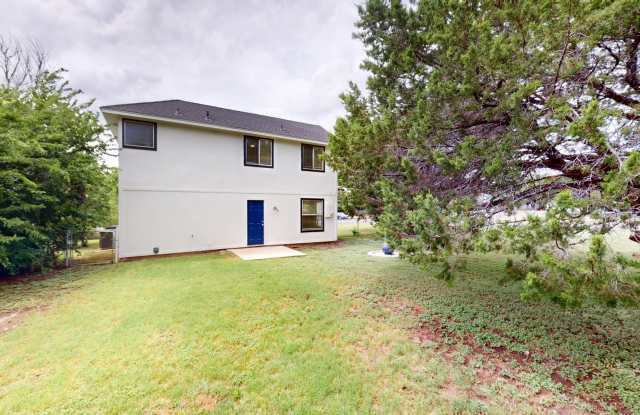FREE SEPTEMBER + $1,295. RENT!!!! Gallery 4