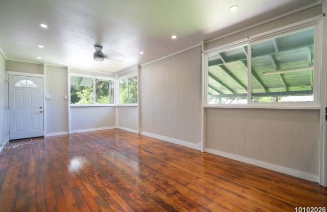 $3500 l 3 Bed l 1 Bath l Single-Family Home in Wahiawā, Oahu Gallery 4