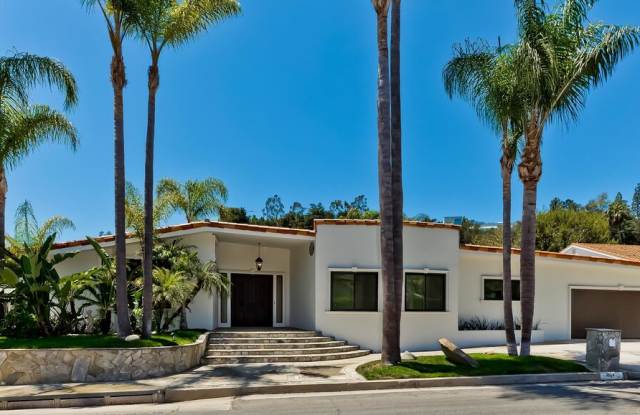 761 N Bundy Dr - 761 North Bundy Drive, Los Angeles, CA 90049