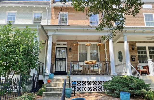 1718 D Street Southeast photos photos