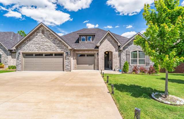 "Contemporary Elegance: Spacious 4 Bed, 3 Bath Modern Rental Home" photos photos