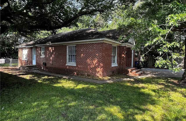 1110 W. Elder Ave. photos photos