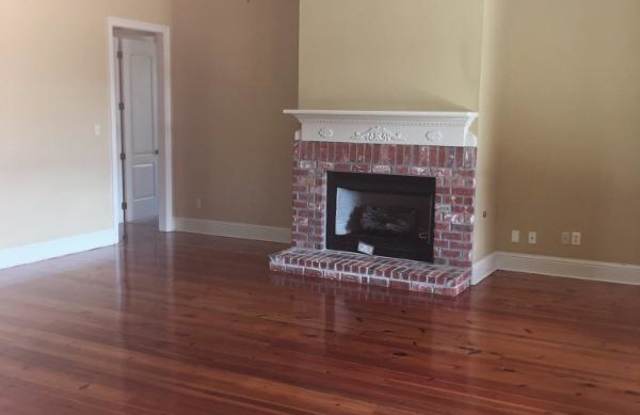 111 Dunvegan Court Gallery 2