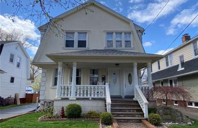 150 Concord Street Gallery 2