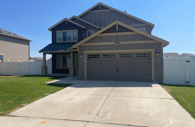 Rent this beautiful Airway Heights Home photos photos