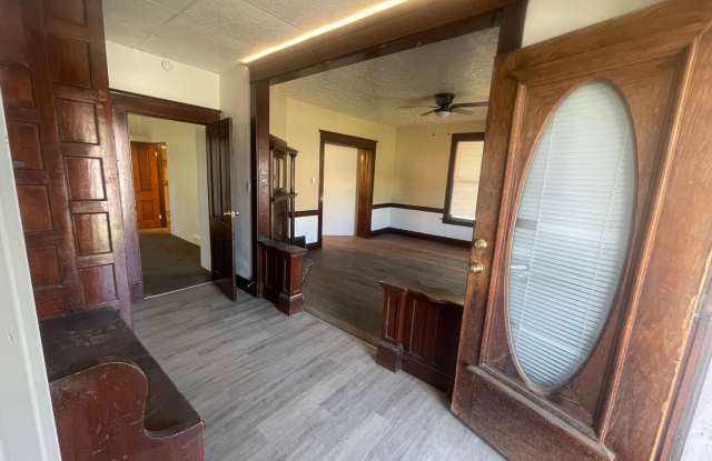 (1614 8th Ave) photos photos