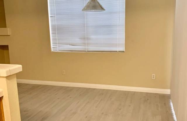 Must See Condo! Gallery 3