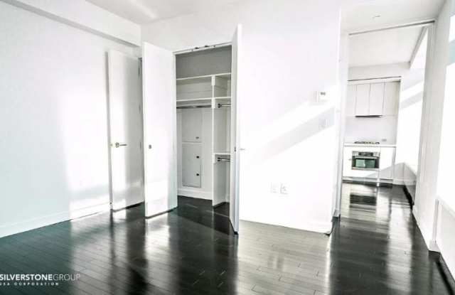 123 Washington Street Gallery 4