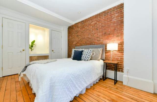 18 Worcester Sq. Gallery 2