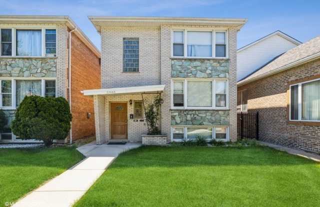 5940 S Kilbourn Avenue photos photos