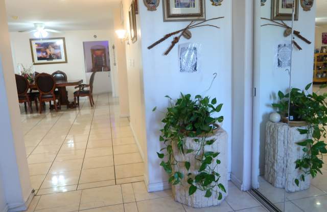 1212 E Mclellan Boulevard Gallery 3