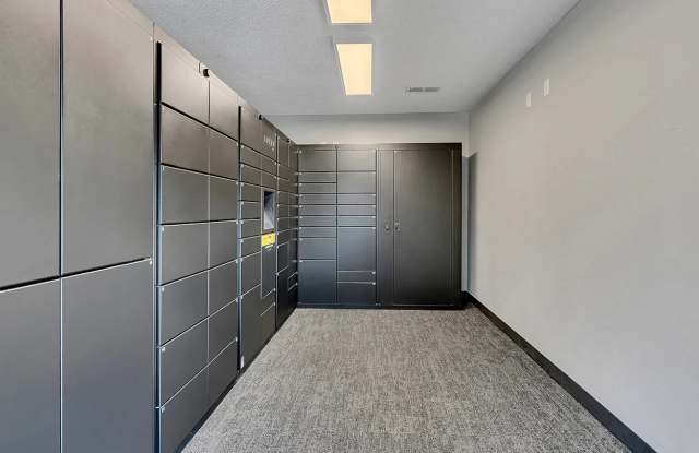 Grand Gateway Gallery 2
