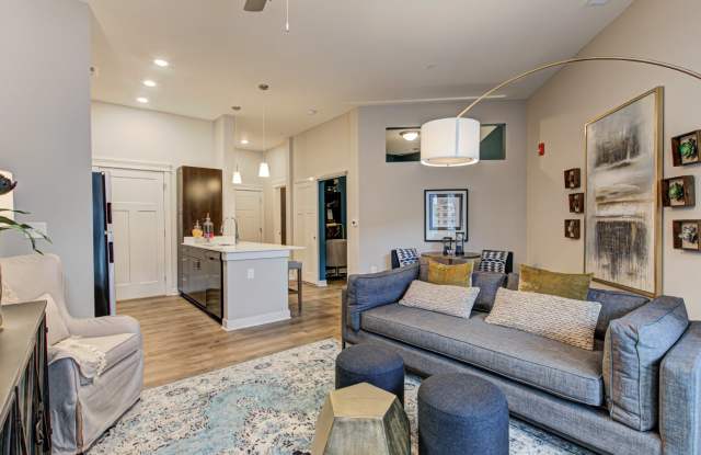 Midtown Flats Gallery 4