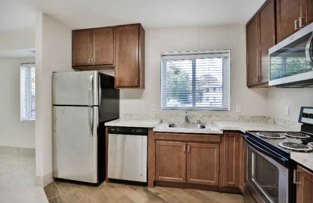 823 15th Avenue SE photos photos