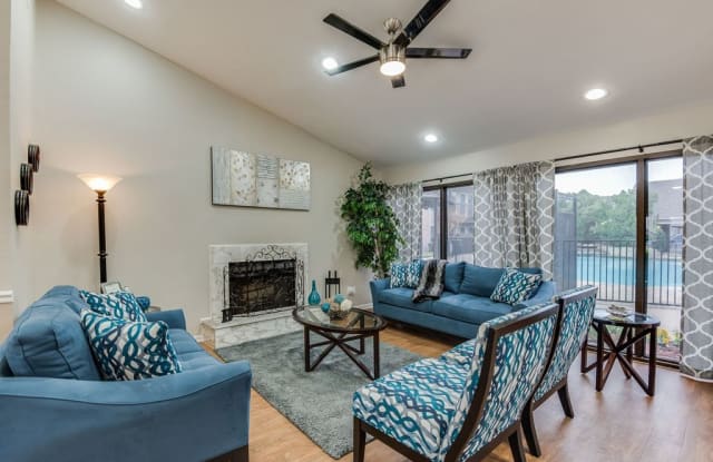 Senior Housing - Westmount at Braesridge Gallery 4