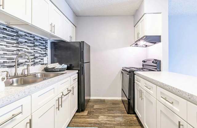 Lakewood Oaks photos photos