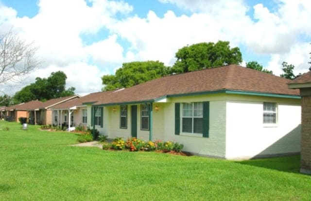Riverbrook Apartments photos photos