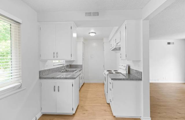Huntington Villas photos photos