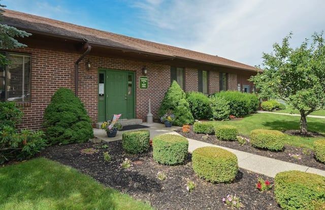 Pikeview Manor Apartments Gallery 3