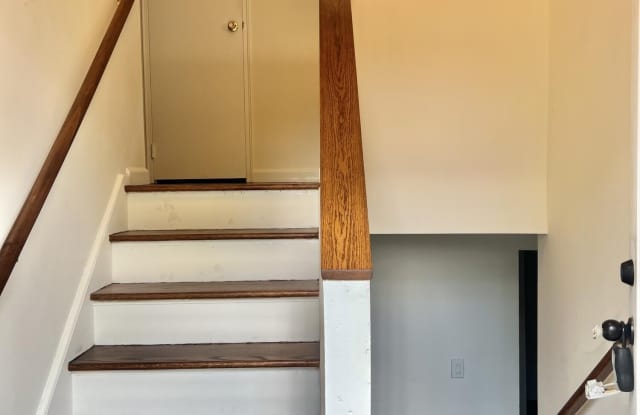 12 White Drive Gallery 3